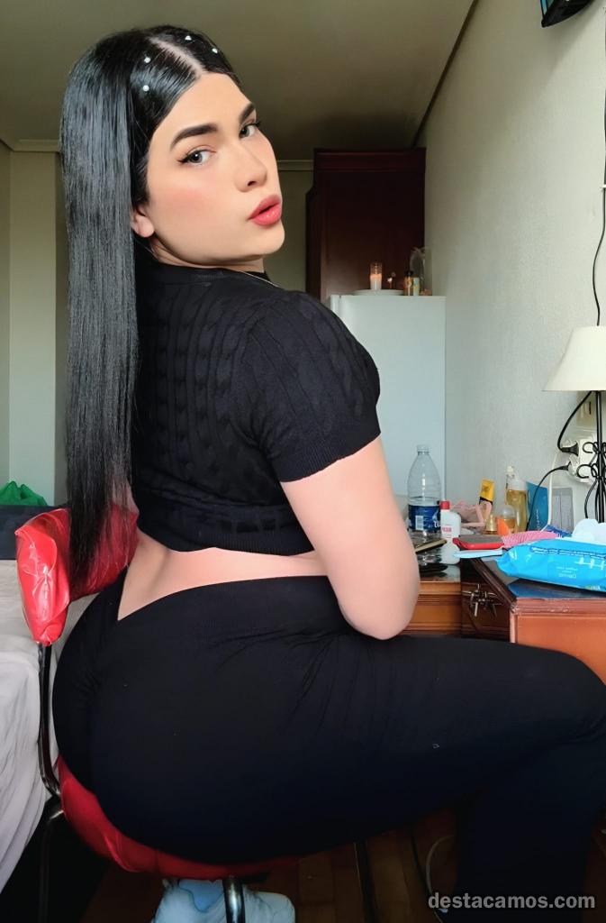 EN LINARES TRANS COLOMBIANA LA CHICA MÁS ATRACTIVA Y BOMBA DE ESTA CIUDAD profile photo