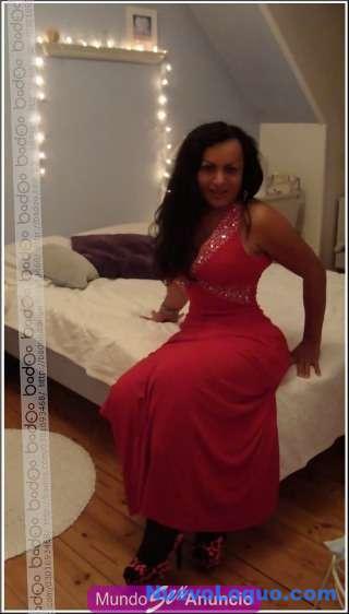 Hermosa transexual femenina profile photo
