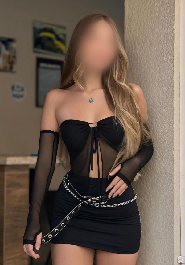 RECIÉN ANKOMMENDE SPANIERIN LIEBT ES profile photo