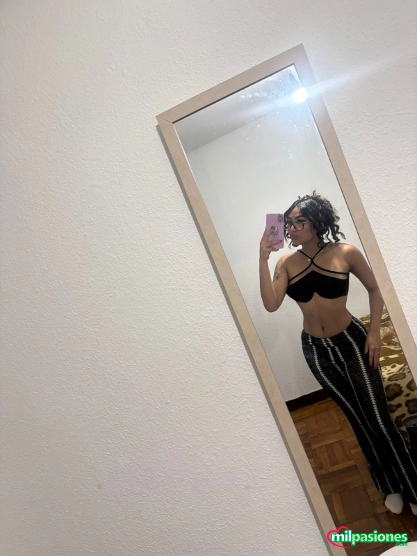 Chica latina y sexy de 19 años profile photo