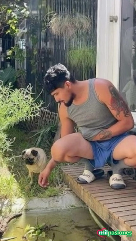 Joven de 20 años y 19 cm con ganas de darte mucha caña profile photo