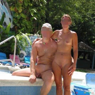 Buscamos parejas maduras como nosotros profile photo