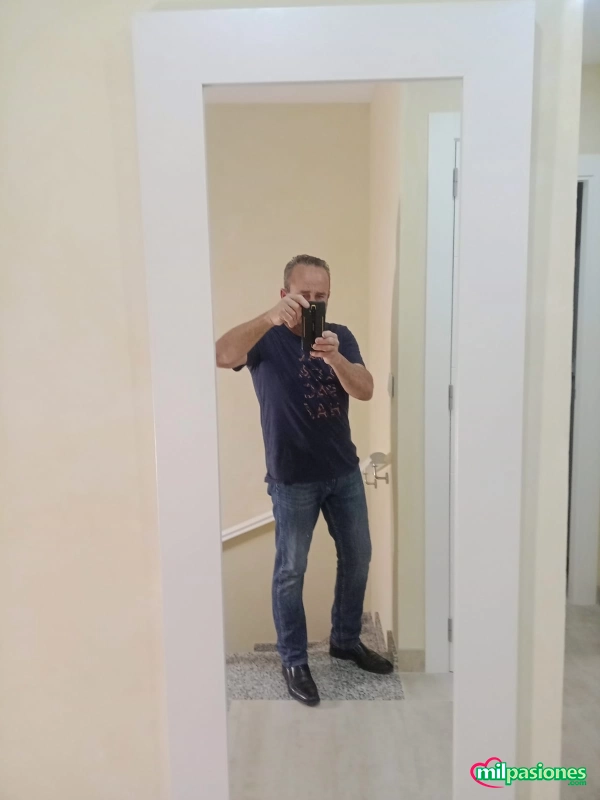 Maduro activo busca amiga especial para disfrutar juntos profile photo