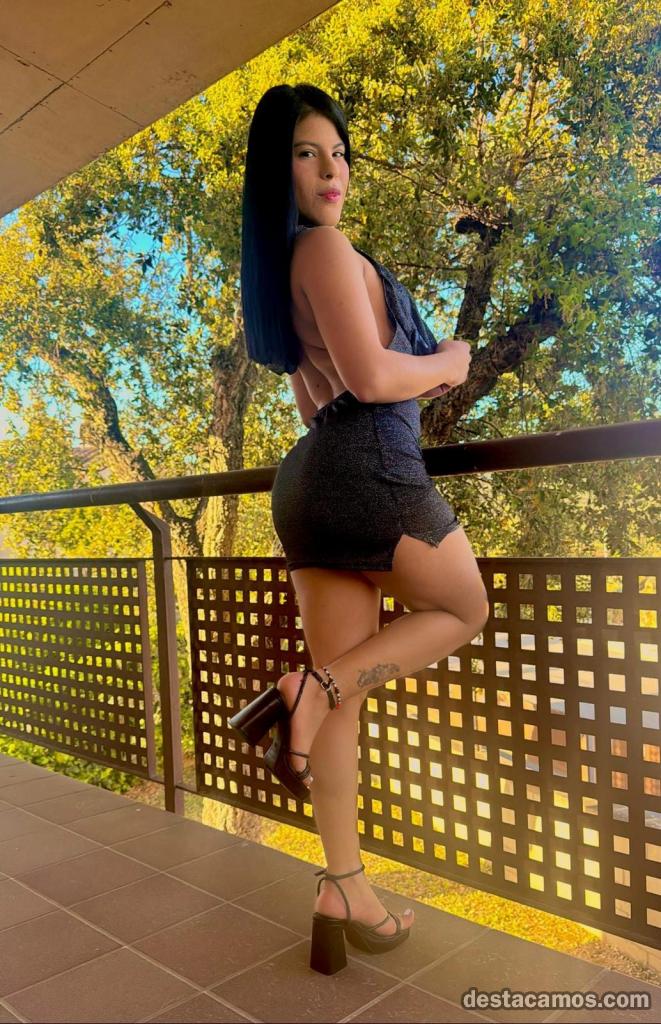 LAURANUEVA EN LA ISLA ENCANTO EXQUISITO profile photo