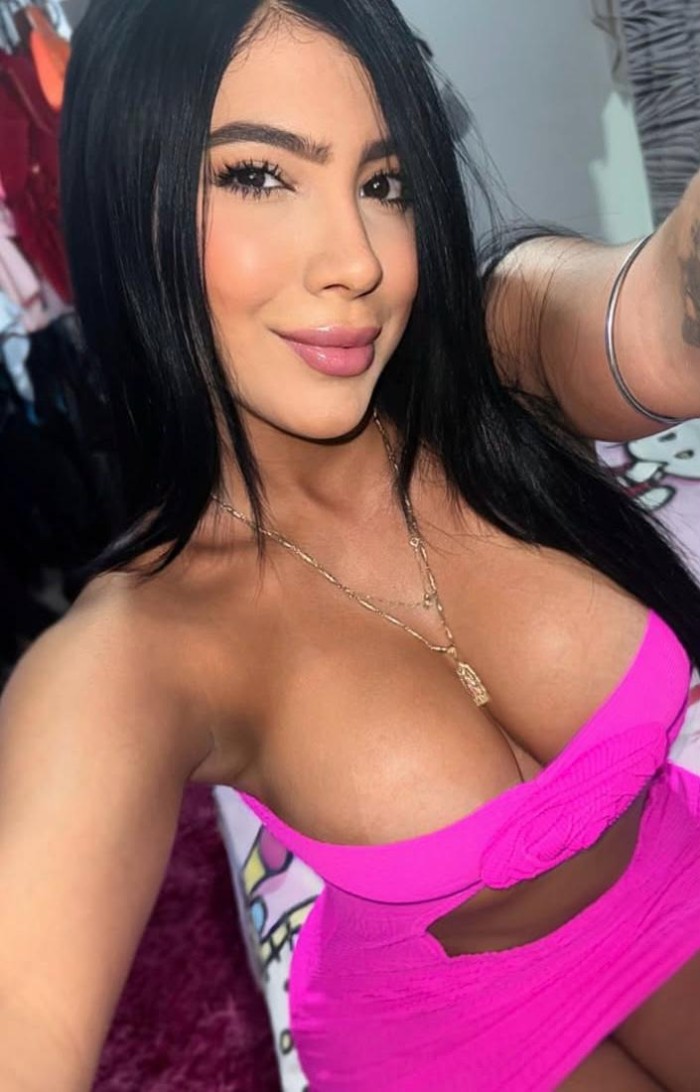 Érotisme et séduction avec une belle latine profile photo