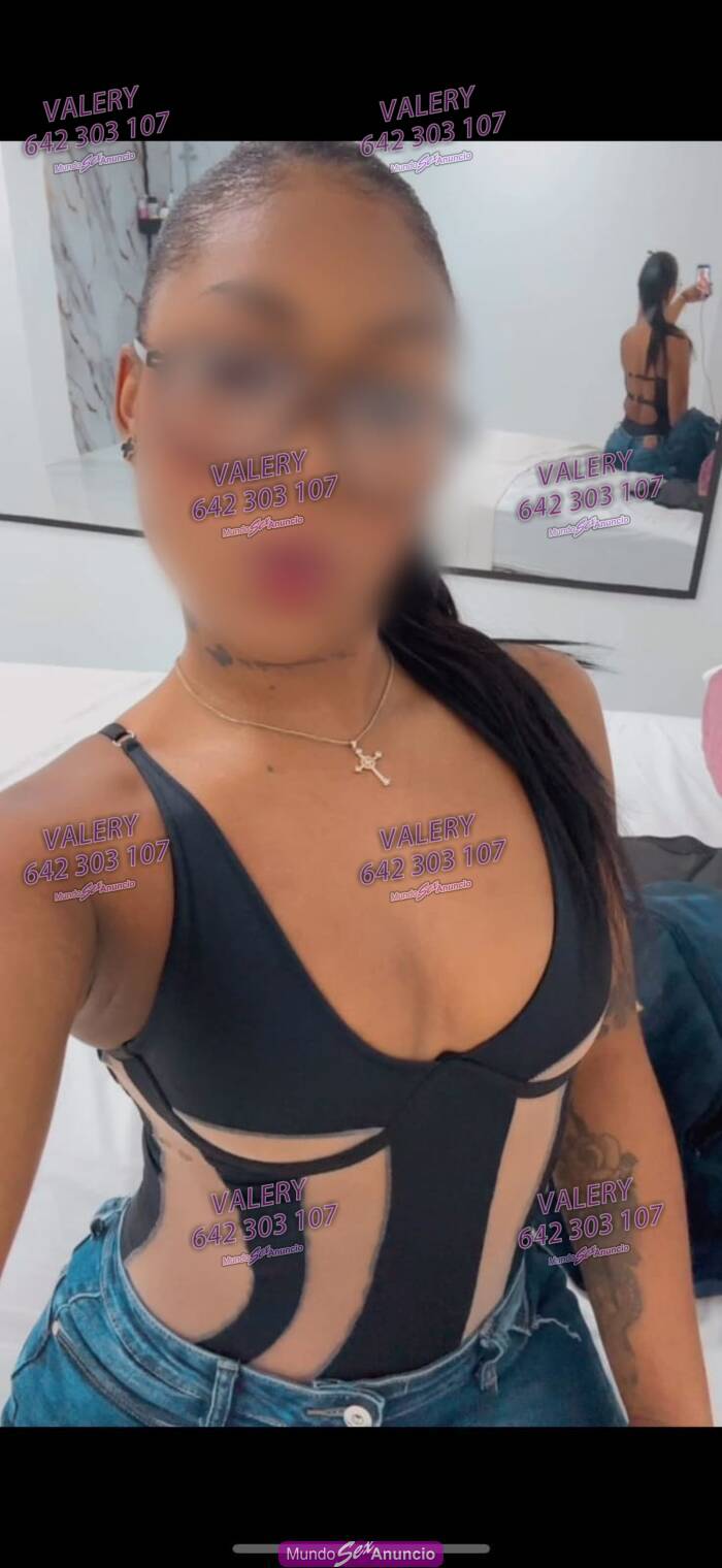 LATINA FIESTERA DE POTENTES CURVAS PARA TU RELAX COMPLETO profile photo