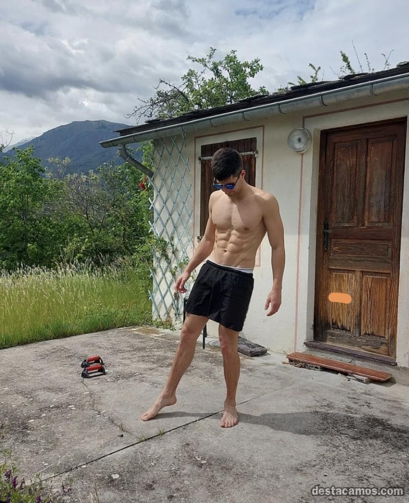 James profile photo