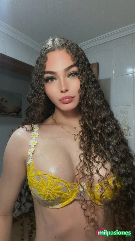 Gabriella Tafur MORENA SUPER TOP profile photo