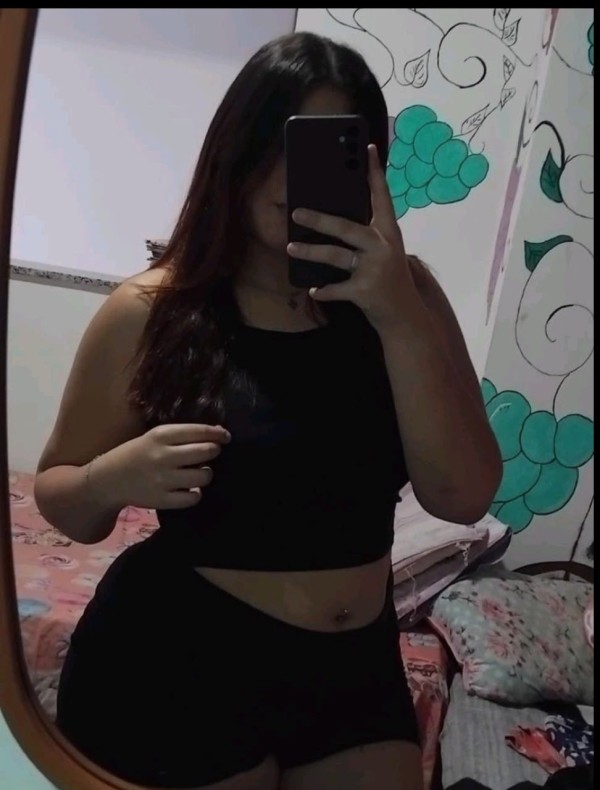 BOMBA LATINA SUPER IMPLICADA Y SIN LÍMITES profile photo