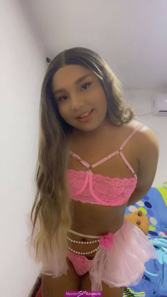 Chica delgada latina cachonda profile photo