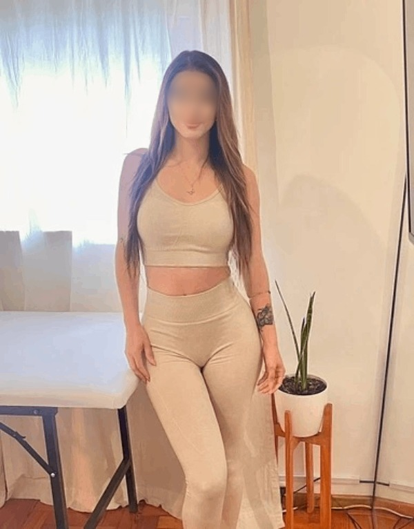 SOY AINHOA TERAPEUTA HOLíSTICA ESPAñOLA . CARACTER profile photo