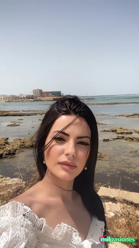 Chica de compania profile photo