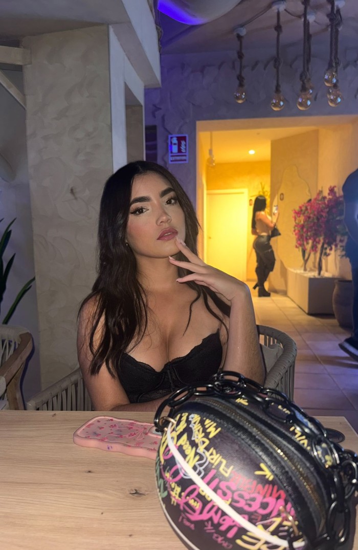 ESMERALDA: EL TESORO DE COLOMBIA RECIÉN LLEGADA A BENALMÁDENA TE ACOMPAÑO EN TÚ HOTEL O DÓNDE QUIERAS AMOR profile photo
