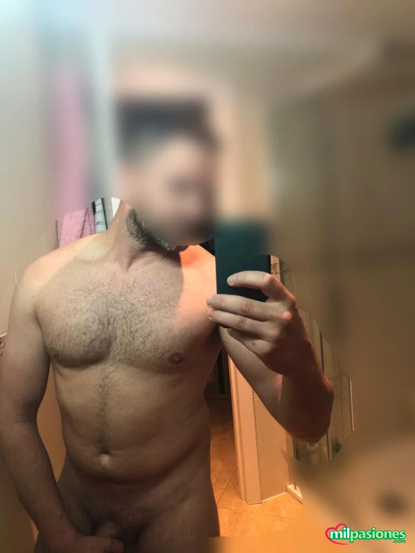 , 37 años. discreción y juego para salir de la rutina profile photo
