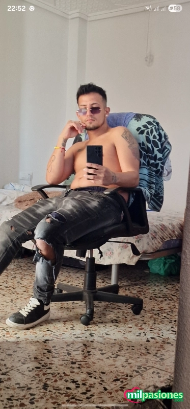 Joven arrecho vamos a pasarla riko solo escribeme profile photo