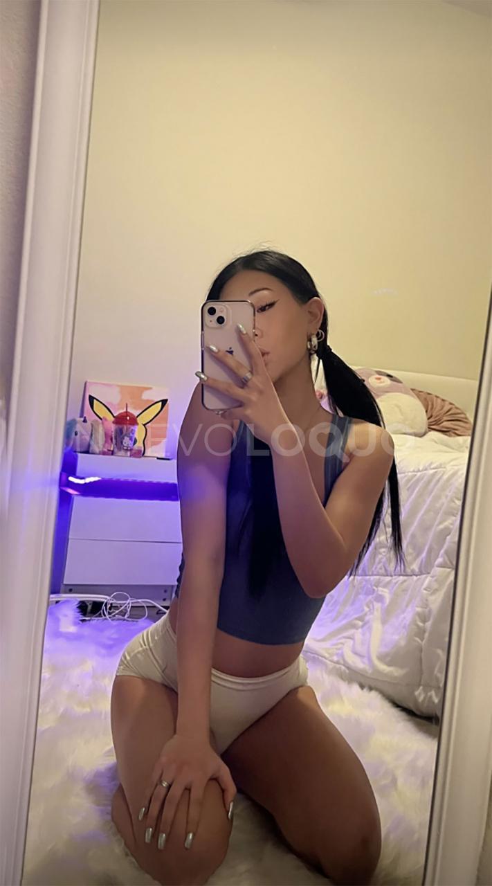 BELLA CHINA ASIATICA profile photo