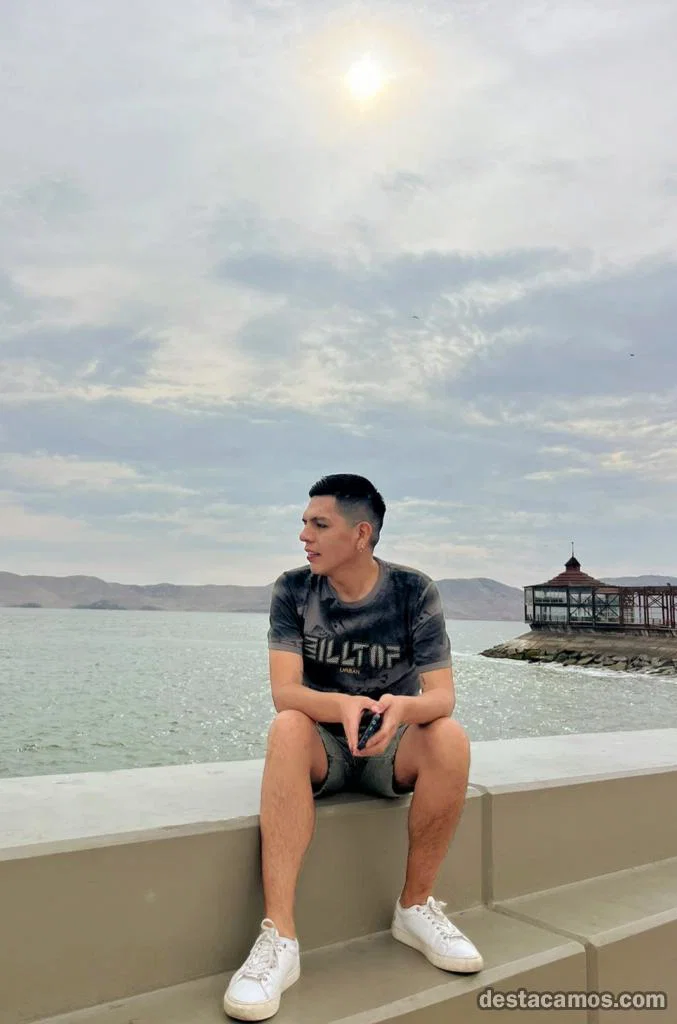 Latino por primera vez profile photo