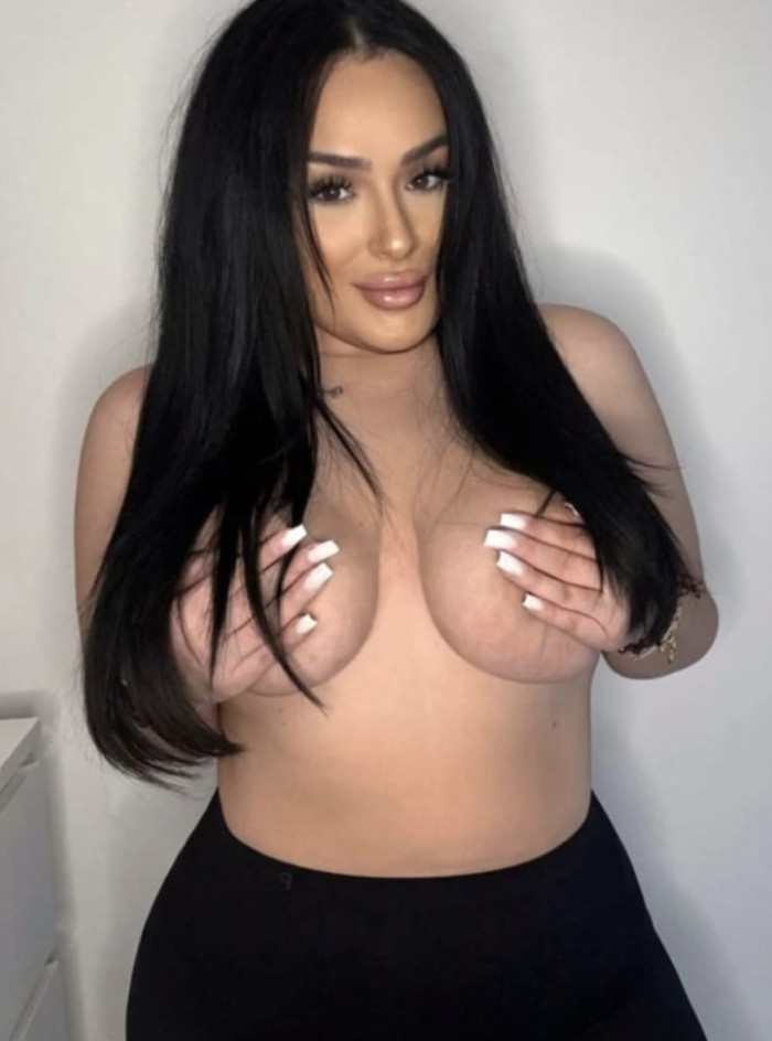 KARLA ARDIENTE IS NEW IN TORRE DEL MAR profile photo