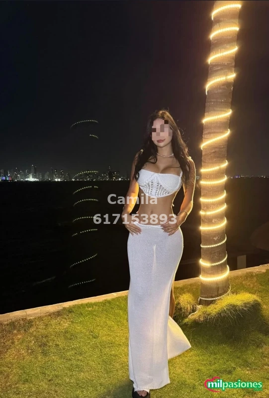 Chica maja latina recién llegada a la ciudad profile photo