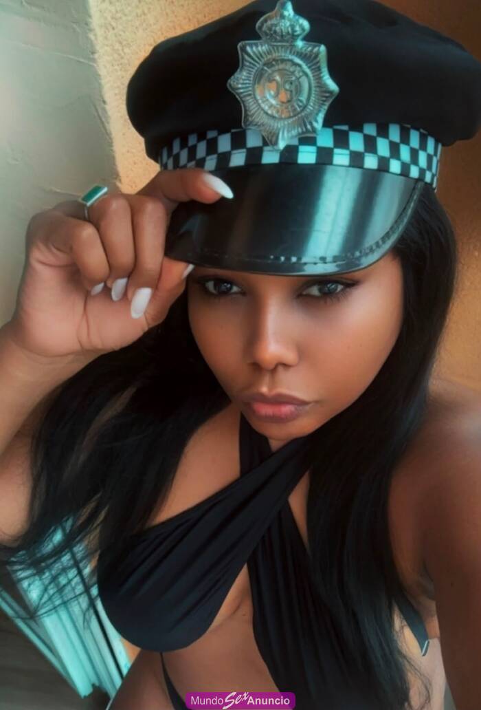 Bruna Brasilianerin 100 100 komplett profile photo