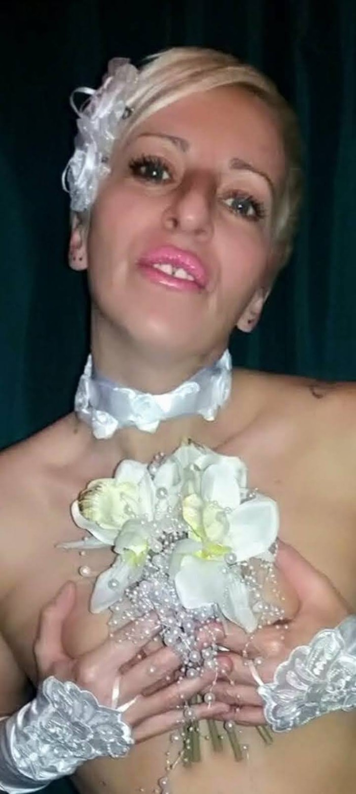 GUAPA & BUENA. NUR ADELSMANNER MIT WEISSER ABSTAMMUNG. UND FORMAL.!!! profile photo