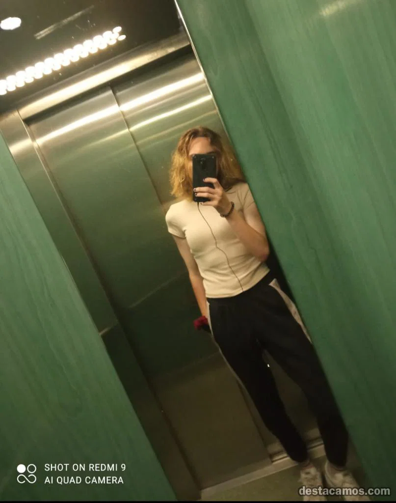 Chica 21 años disponible webcam fiable profile photo