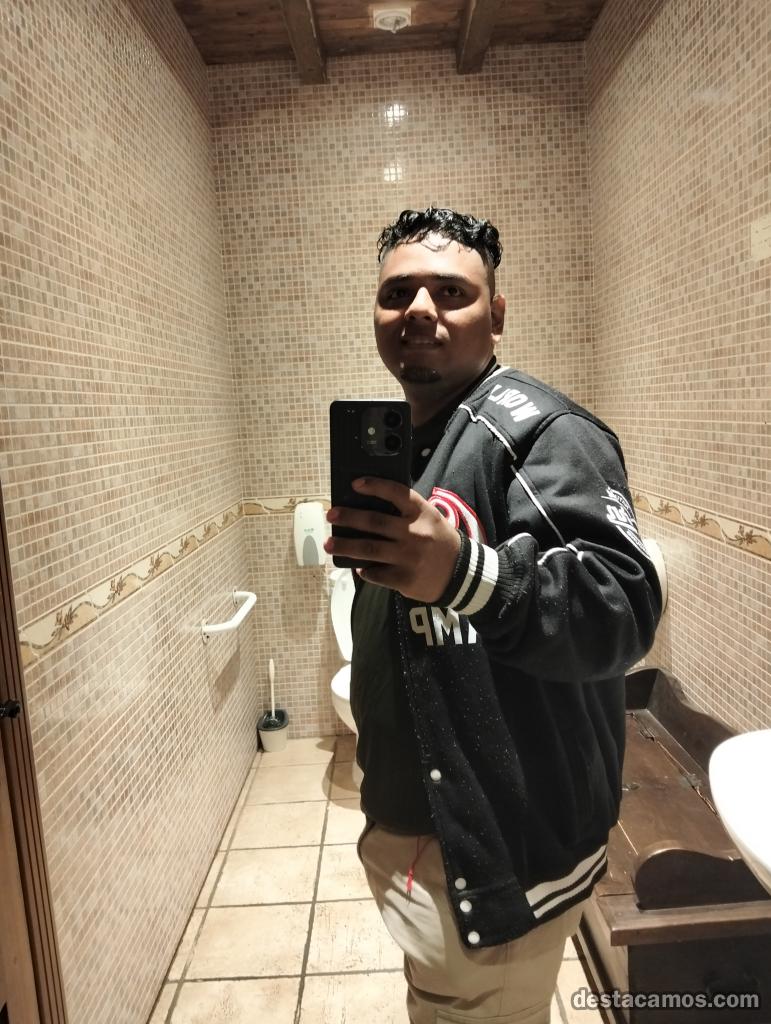 Chico de compañía profile photo