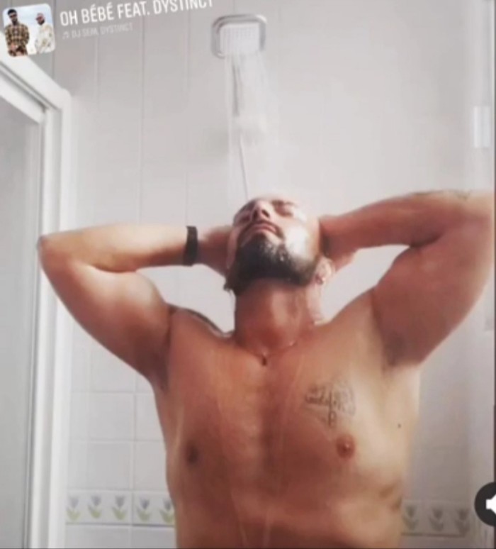 Au privé plus d'informations nous sommes un couple profile photo