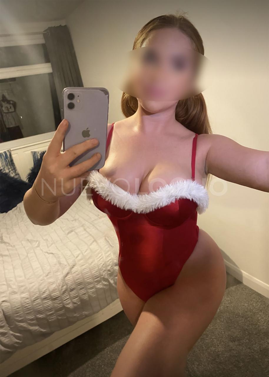 RECENTLY ARRIVED ... YOUNG WITH BODY CONTOURS profile photo