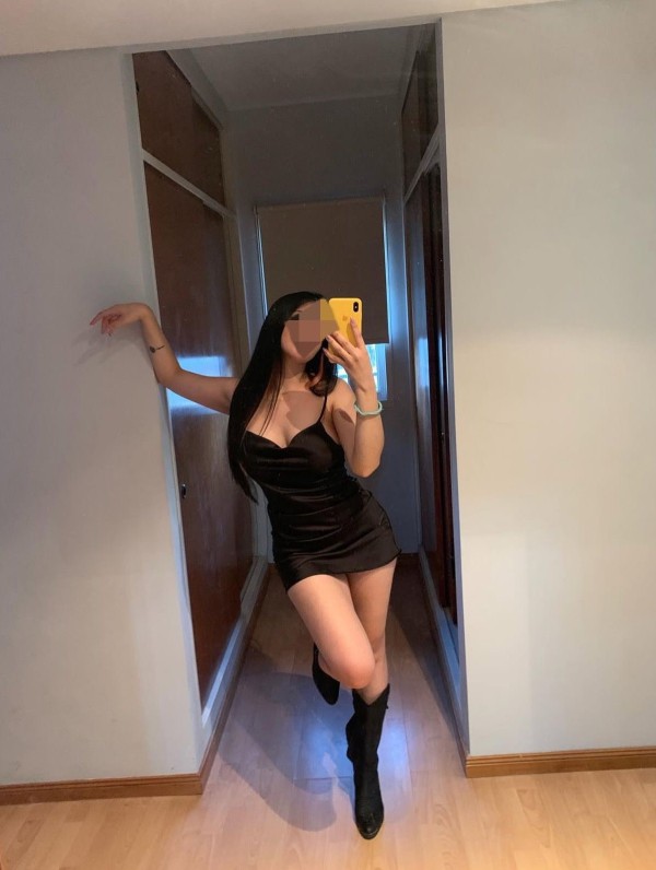 GOTTIN DER WOHLGEFÄLLEN MIT SAUGENEM VAGINALFLUSS VIP 24 STUNDEN profile photo