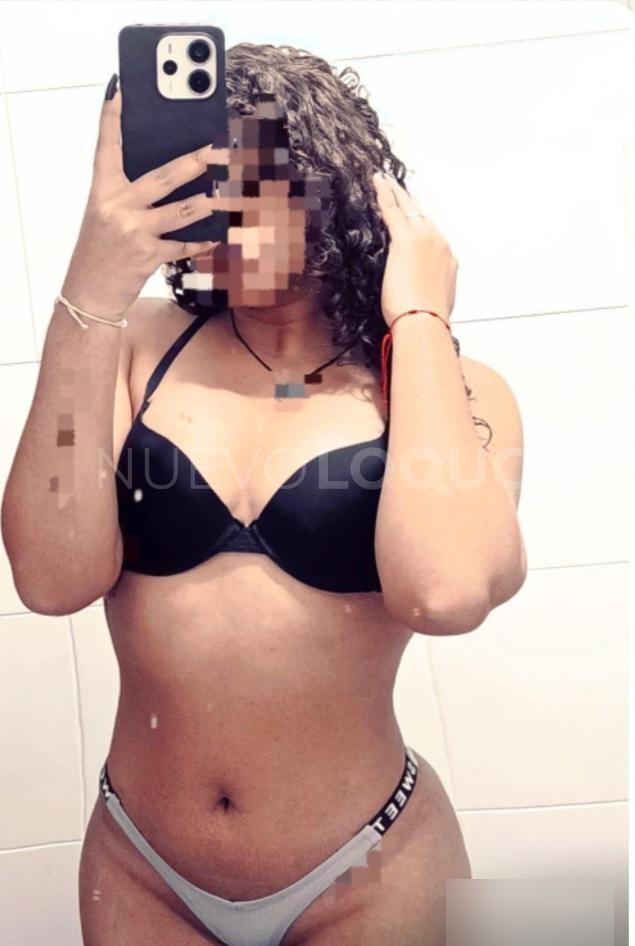 LAURA BONITA LATINA CALIENTE Y COMPLACIENTE .PECHOS GRANDES Y NATURALES profile photo