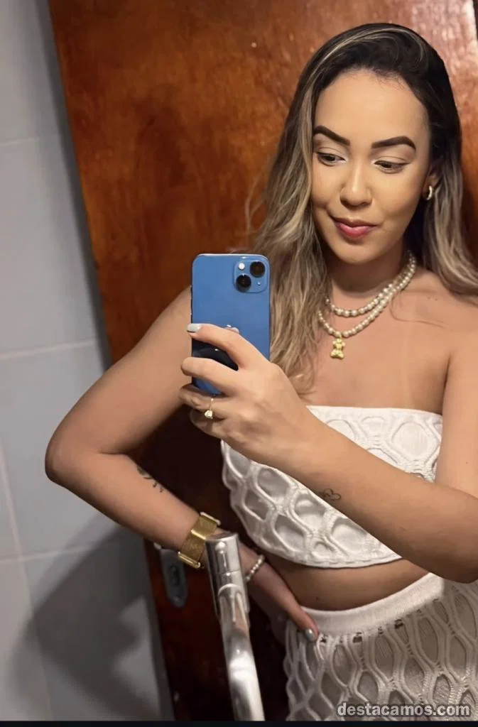 EN ELCHELUCIAMUJER DE CURVAS PERFECTASVEN A DISFRUTAR 24 HORAS FIESTA profile photo