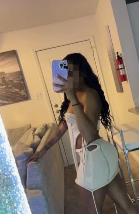 FLACA HERMOSA profile photo