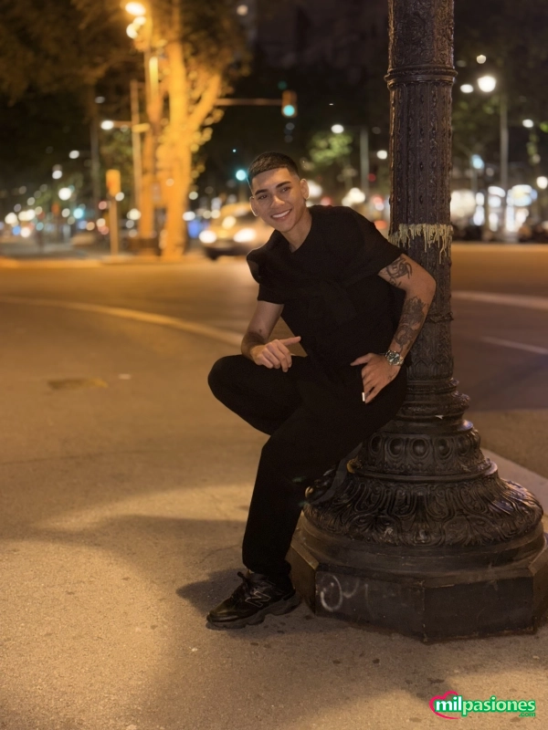 Latino XXl por primera vez en la isla profile photo