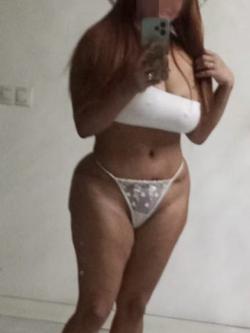 Tengo una rara y especial cualidad la de hacer que cualquier persona que conozco se sienta instantáneamente a gusto profile photo