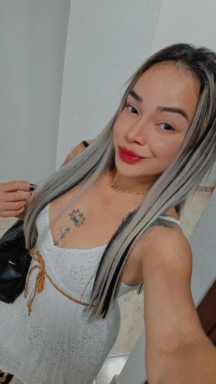 J'ADORE LA SENTIR TOUTE DANS MON INTERIEUR profile photo