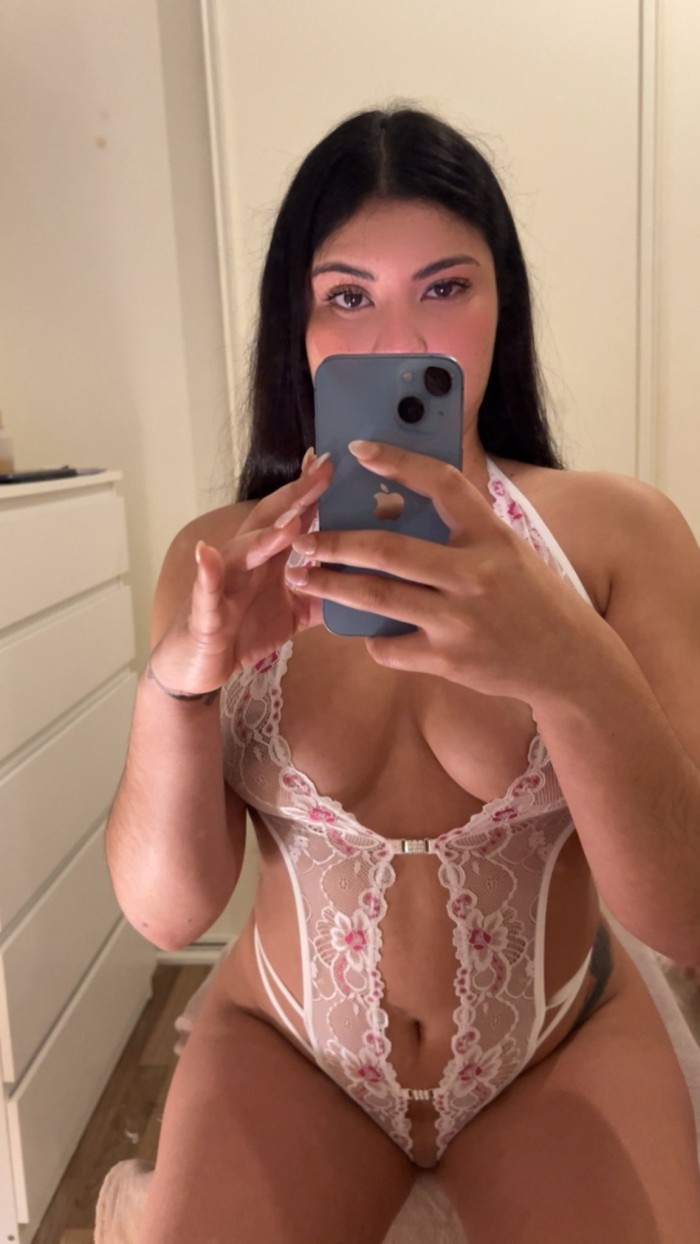 EN BENICARLOESCORT VENEZOLANA 24 HRS KOMPLETA S DE PURO ENCANTO profile photo