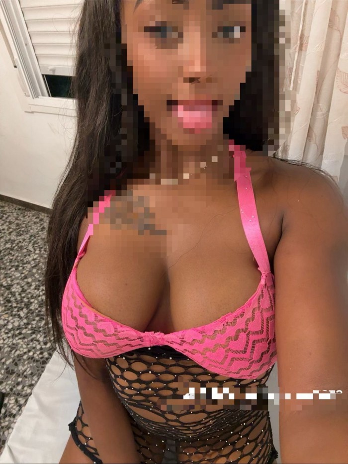 LATINA FIESTERA CON GANAS DE FOLLAR A TOPE//SALIDA profile photo