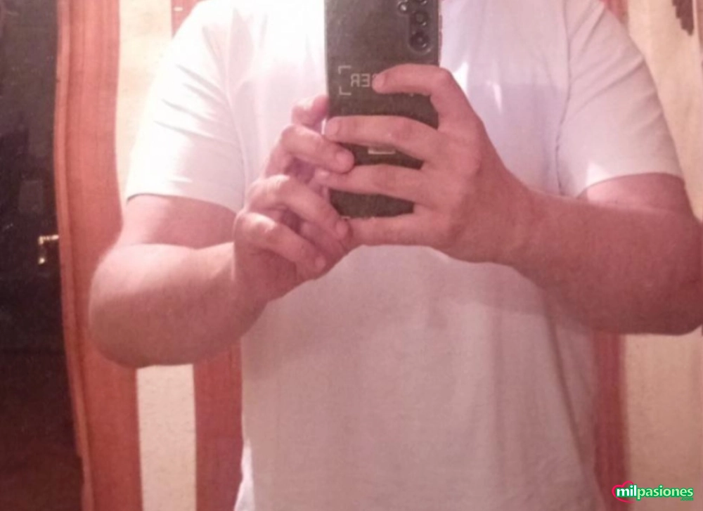 Chico de compañía exclusivo para mujeres profile photo