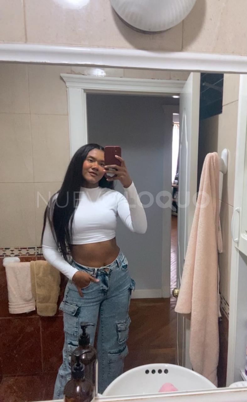 Rica morena ve a disfrutar profile photo