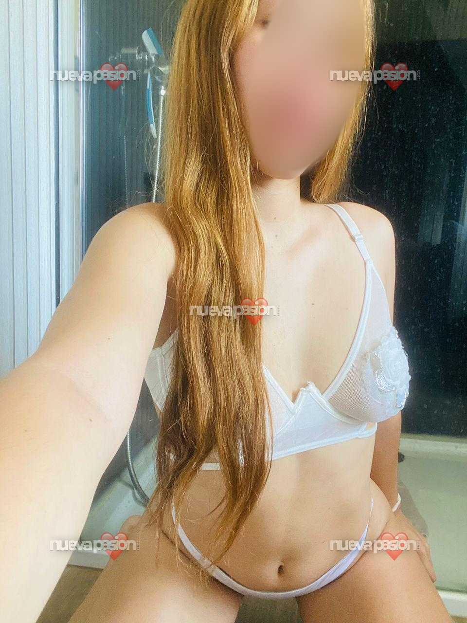 Niñata recién llegada a granada en busca de folladas duro con fiestas profile photo