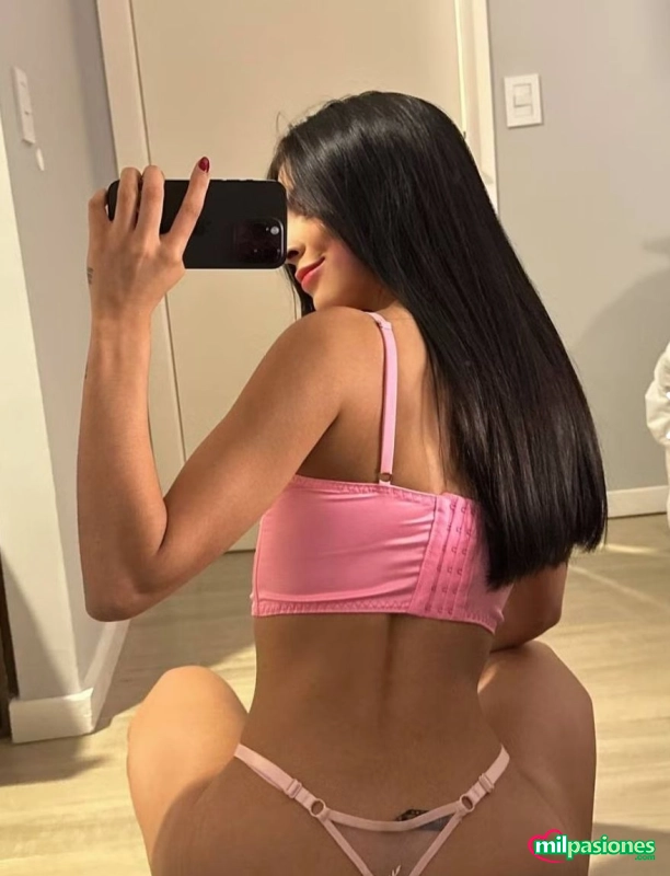 Jovencita caliente y complaciente dispuesta a darte placer profile photo