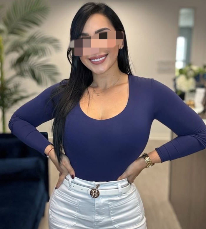 ANDREA LATINA MORENA PRIMERA VEZ LLEIDA profile photo