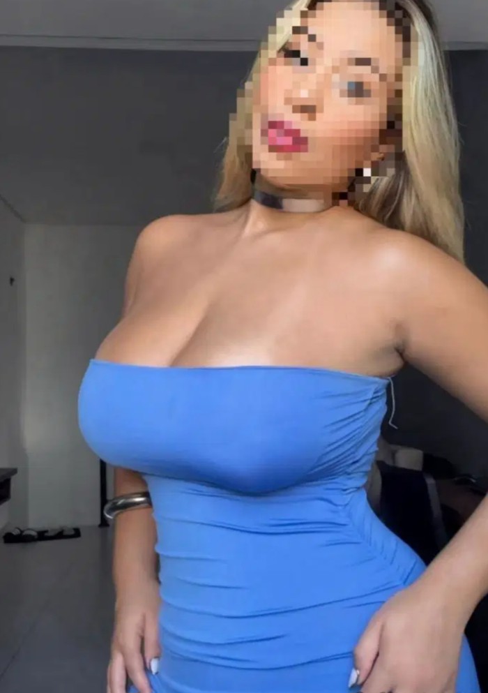 RUBIA DE RICOS PECHOS NATURALES EN TORREMOLINOS profile photo