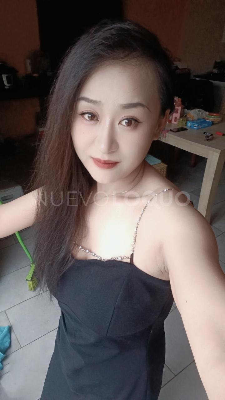 Nouvelles filles asiatiques chaudes profile photo