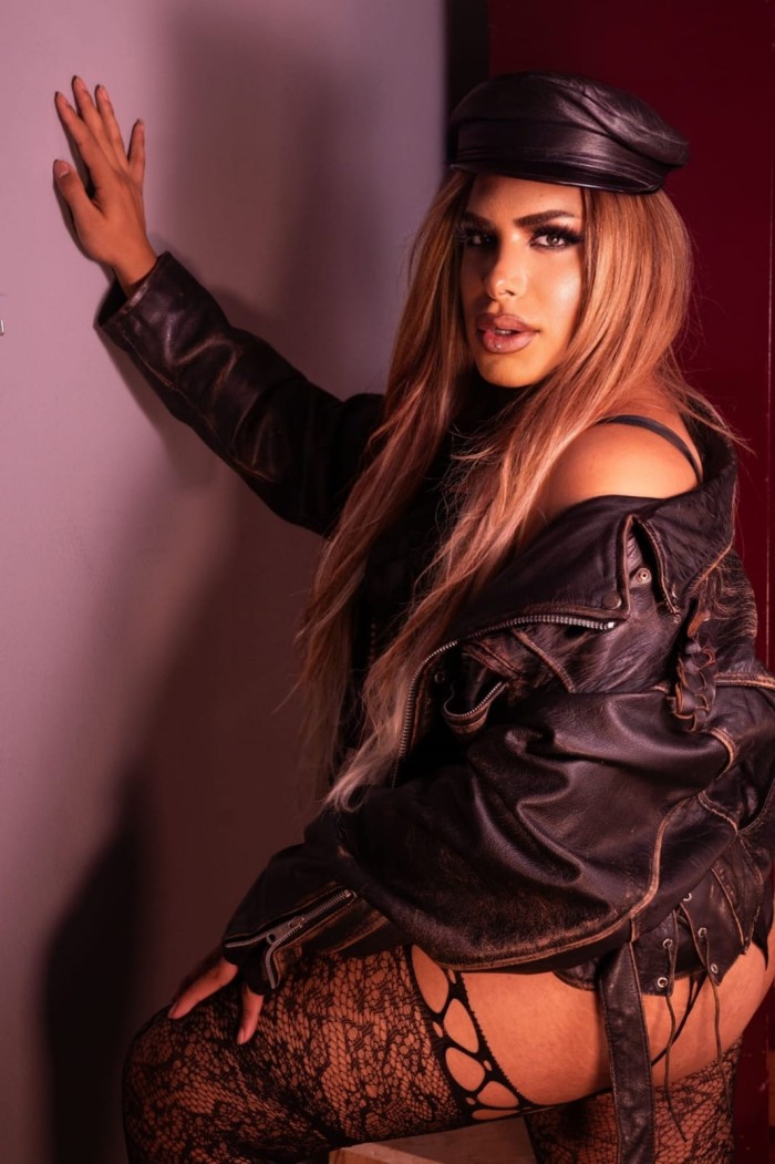 NEW IN THE AREA! DARE YOU? profile photo