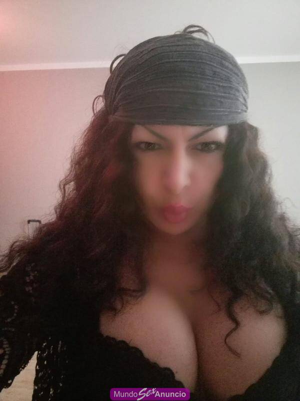 Hermosa chica transexual femenina profile photo