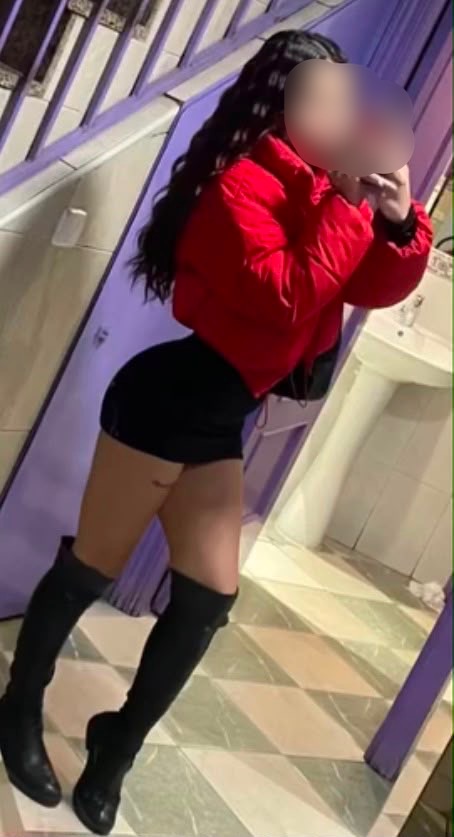CLOE NOVEDAD 24 Std. profile photo