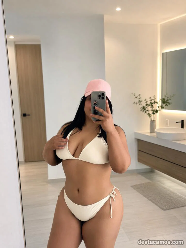 Latina profile photo
