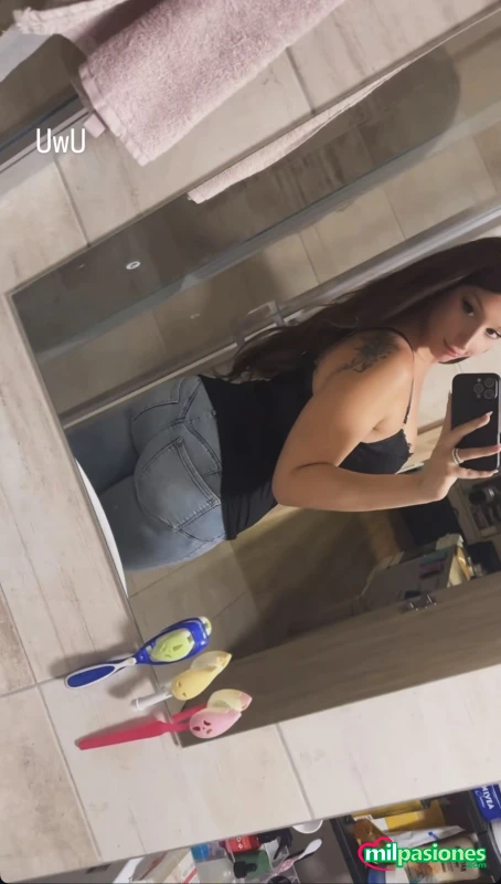 Chica trans española súper simpática y femenina disponible h profile photo